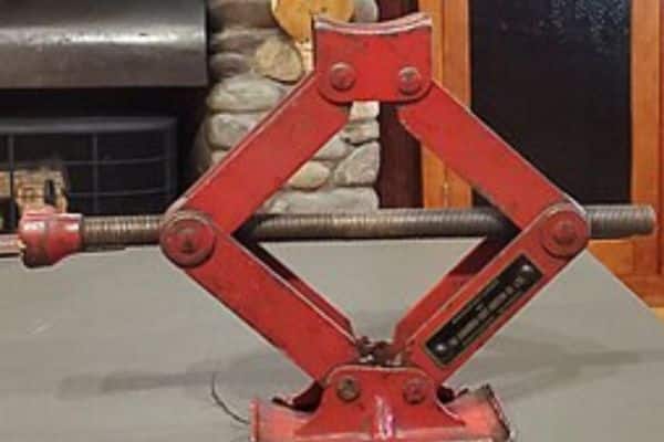 riksa-uji-pesawat-angkat-dan-angkut-alat-bantu-1