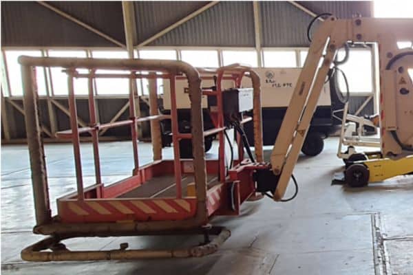 riksa-uji-pesawat-angkat-dan-angkut-personal-basket-1